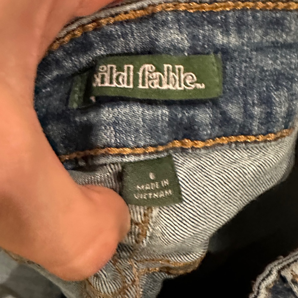 Jeans - Picture 3 of 3